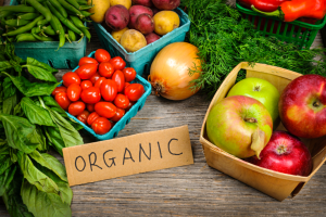 Explore the nutritional benefits, reduced exposure to pesticides, and positive environmental impact of choosing organic options.