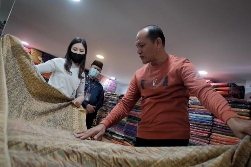 Galeri Ulos Sianipar