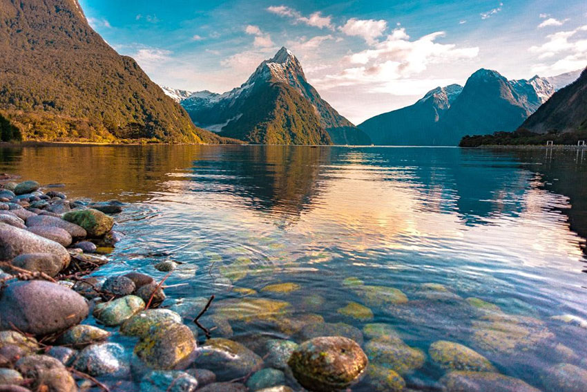 Mengenal Milford Sound Lebih Dekat