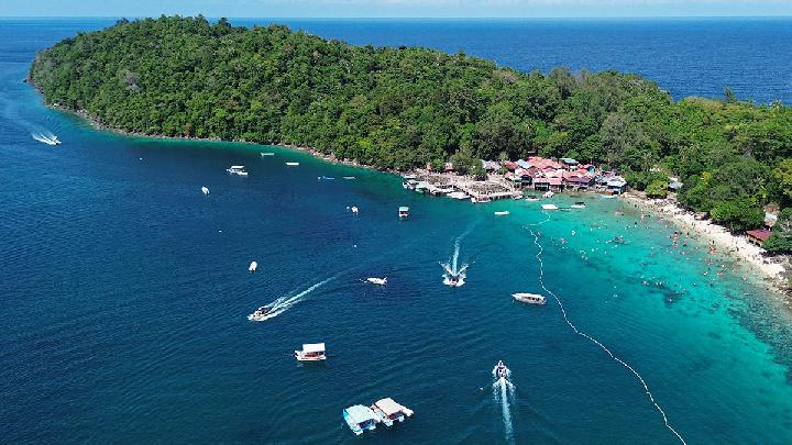 Menyentuh Titik Nol Indonesia