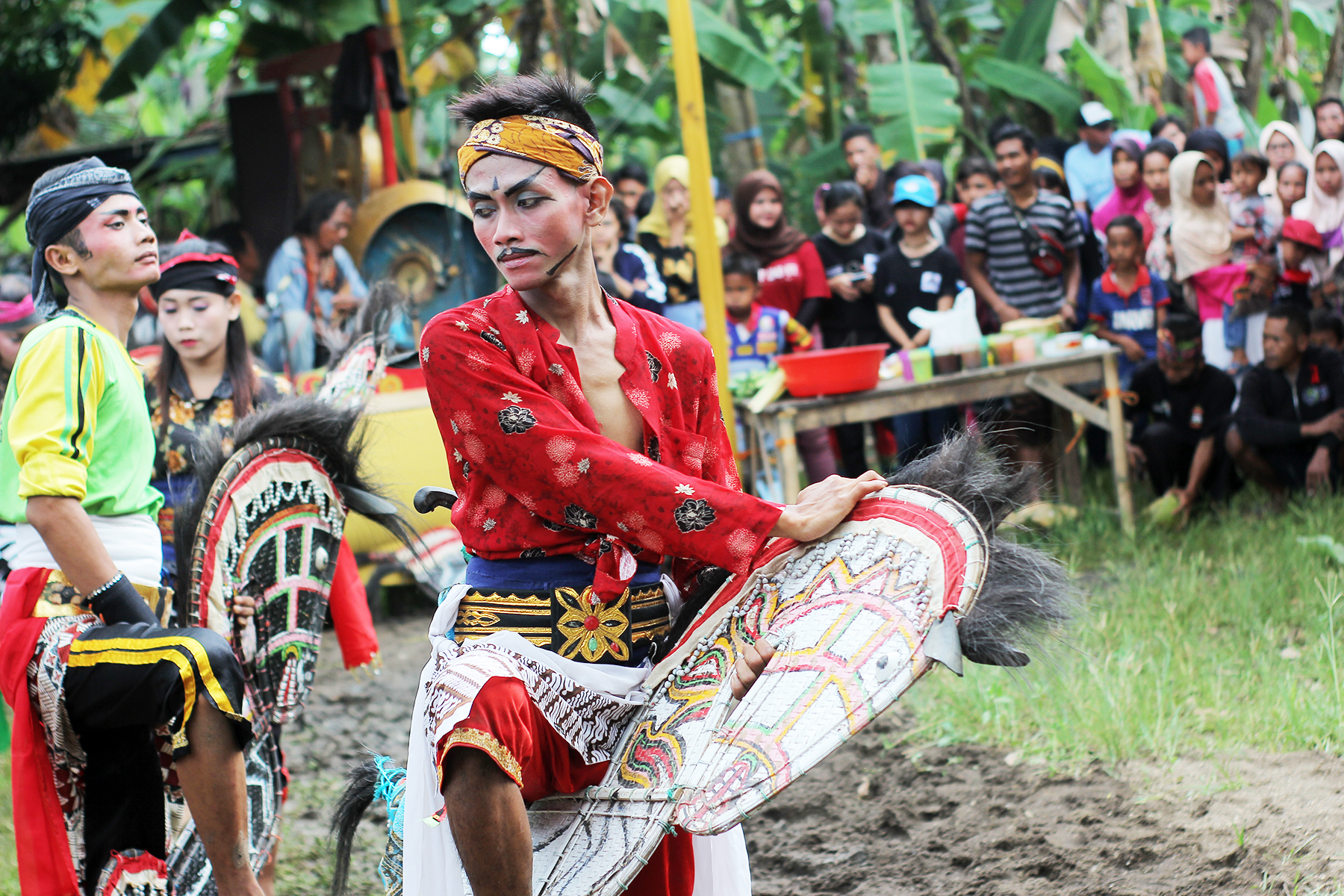 Sejarah dan Filosofi di Balik Anyaman Bambu Kuda Lumping