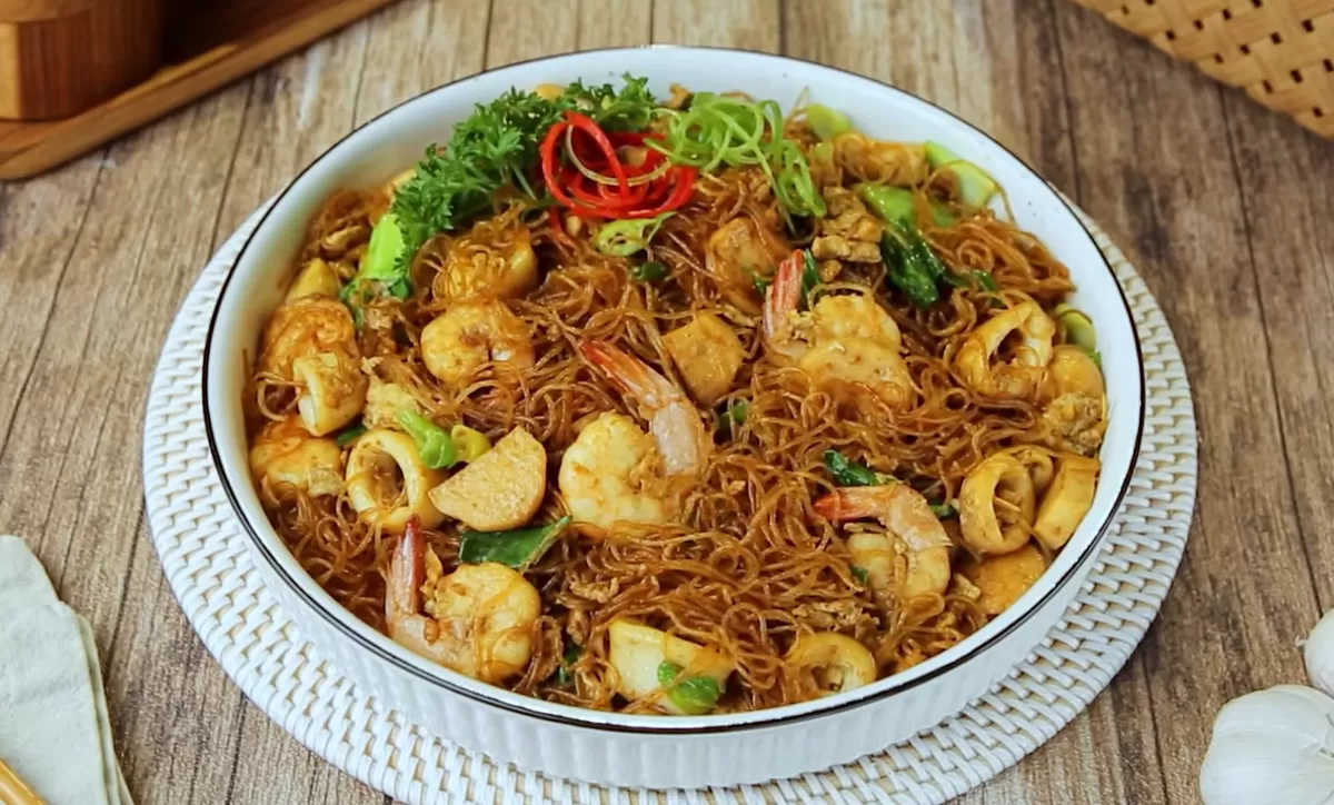 Tips Agar Bihun Goreng Seafood Tidak Lengket