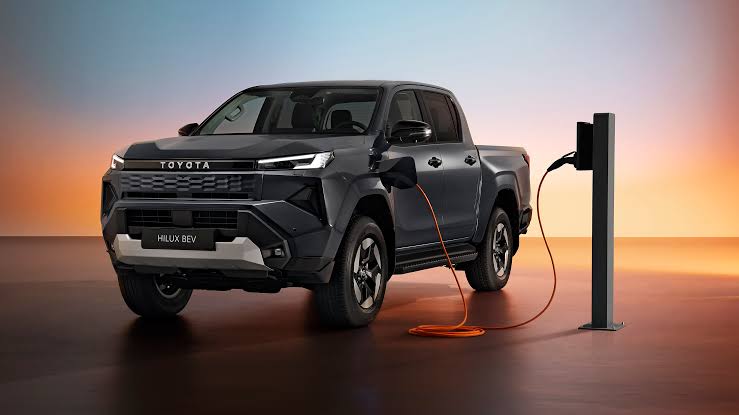Toyota Hilux BEV